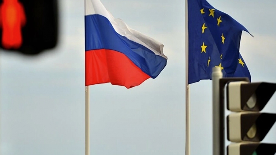 EU thông qua gói trừng phạt thứ 18 nhằm vào Nga, Moscow tuyên bố đã “miễn dịch”